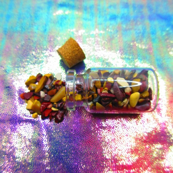 Mookaite Jasper Chips Gemstone In A Bottle Embellishments Natural Semi Precious - Picture 2 of 3